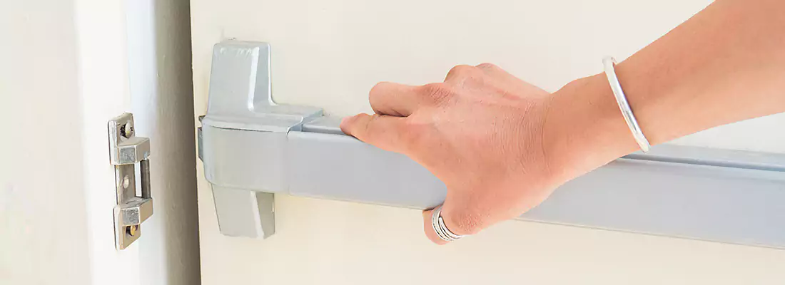 Fast and Affordable Door Panic Bar Installation in Land O' Lakes, FL